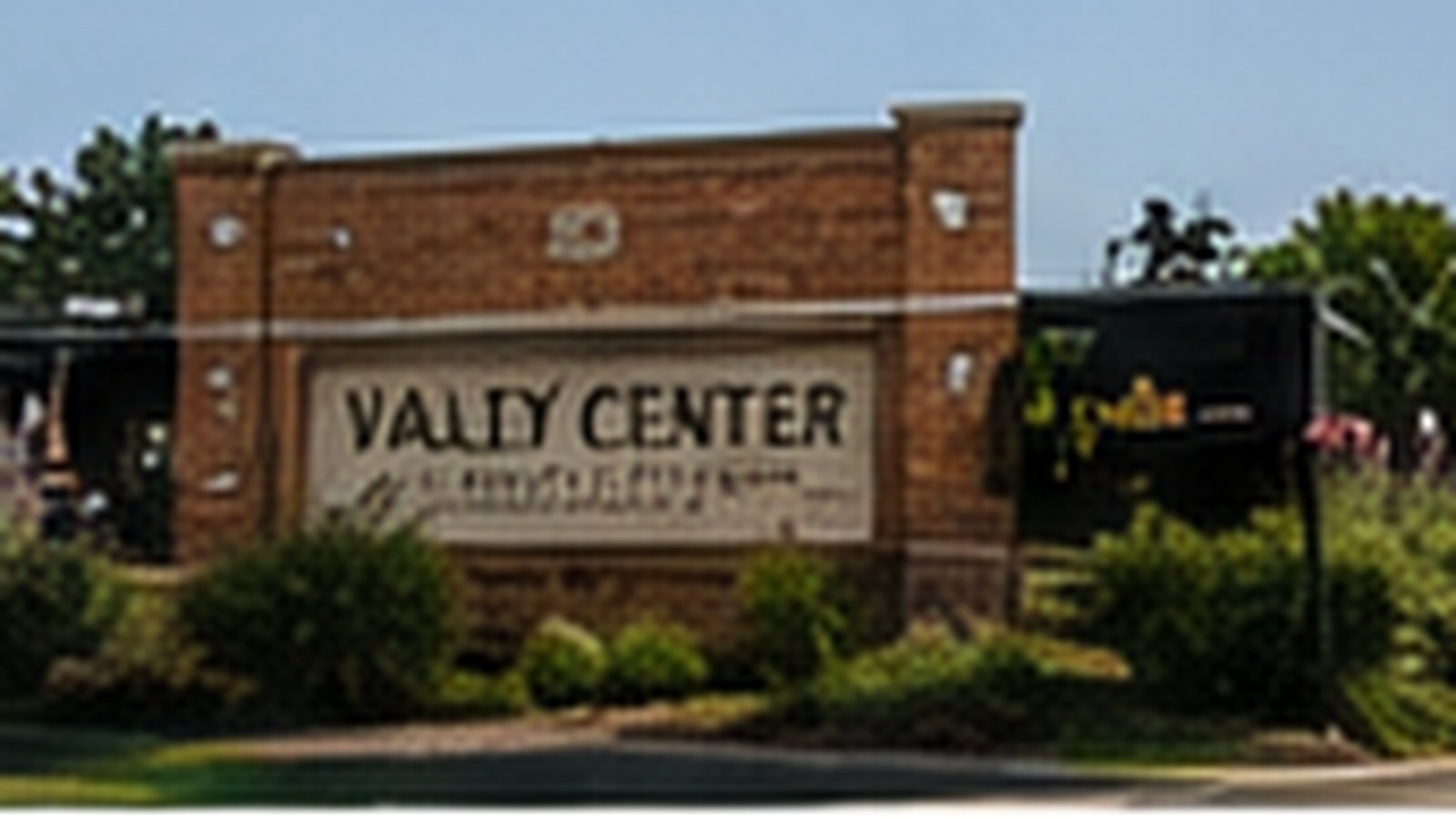Commercial sealcoating in Valley Center, KS
